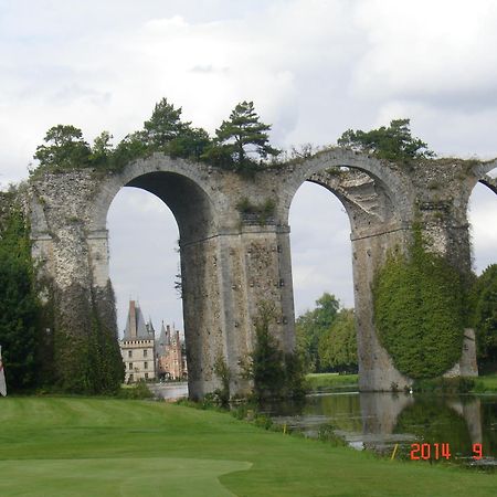 Chambres D'Hotes La Bergerie De L'Aqueduc Houx Екстериор снимка