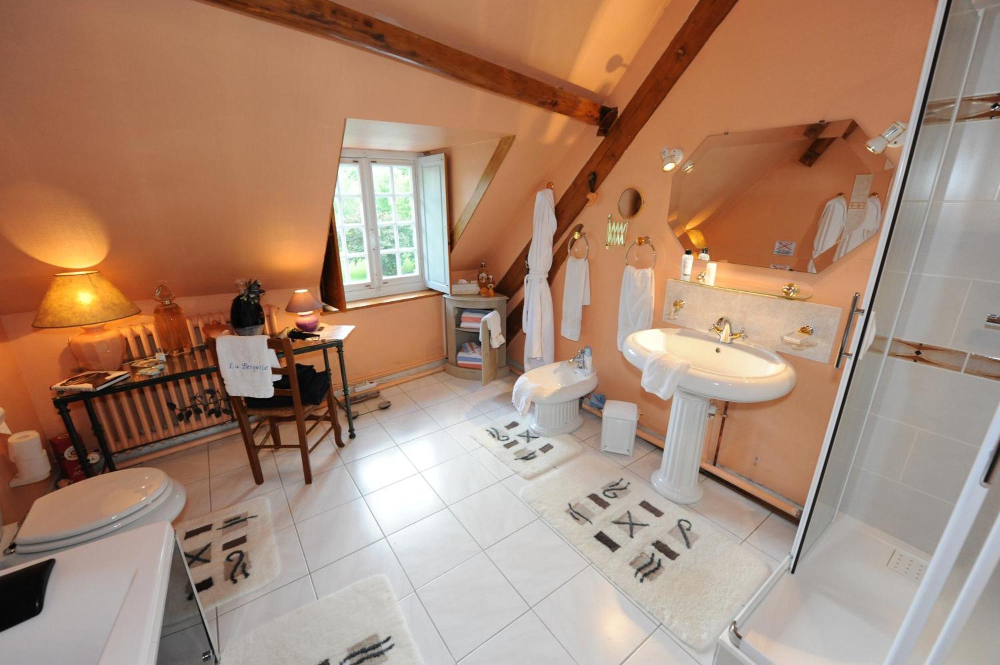 Chambres D'Hotes La Bergerie De L'Aqueduc Houx Стая снимка